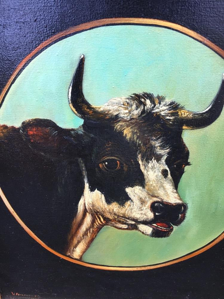 Cow in a medaillon