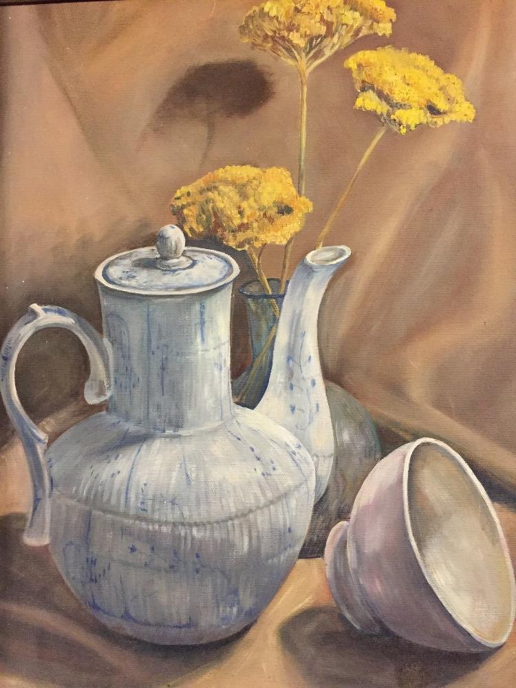 Coffeepot and flowers 
